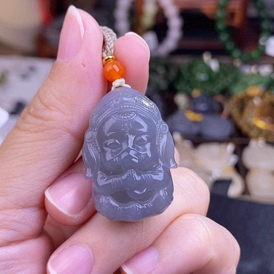 和田玉浓烟紫吉象吊坠清货价未镶嵌