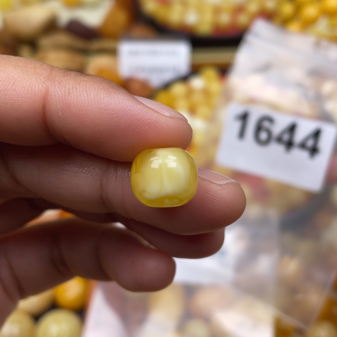 琥珀珠宝奇石未镶嵌矿点12