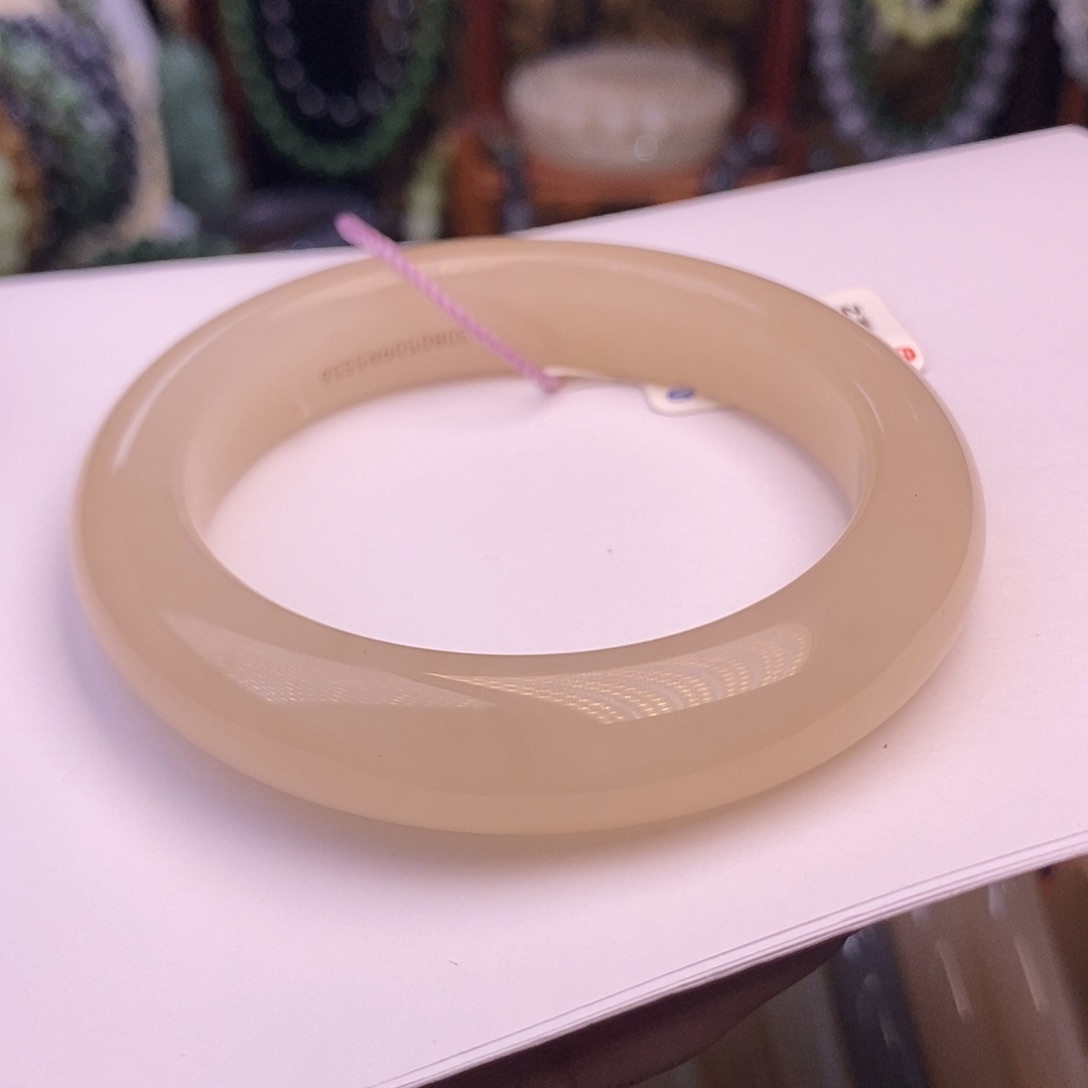 和田玉老矿熟藕粉红粉手镯55圈未镶嵌