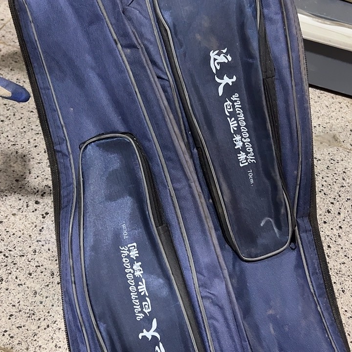 随机发两个双层杆包微瑕疵介意勿拍