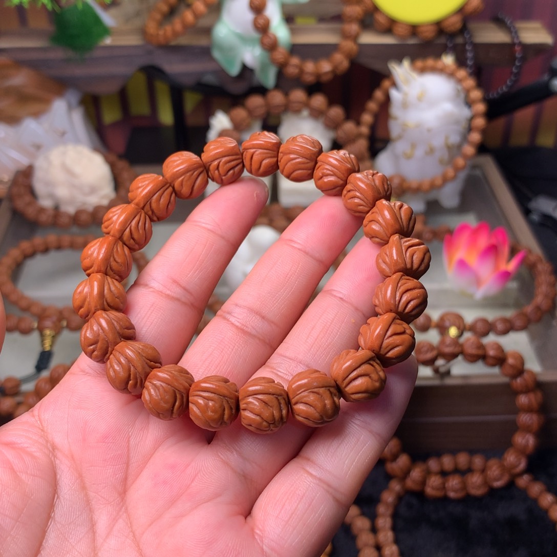 吊坠桃核红玉龙手串13