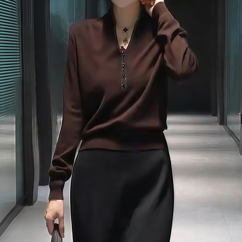 设计感时尚气质V领烫钻针织衫女别致潮流高级感百搭休闲舒适上衣