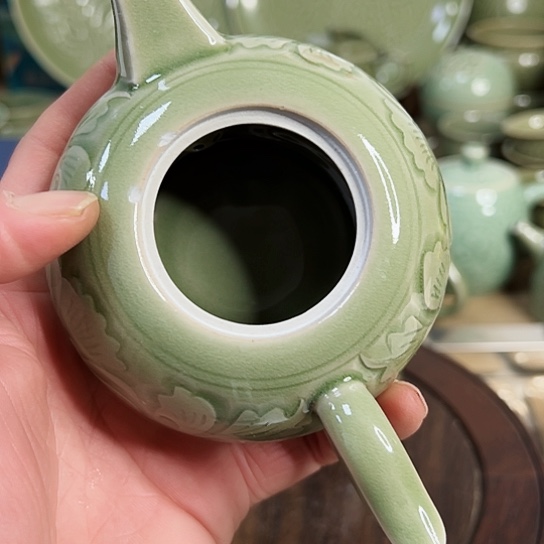 耀州窑瓷器微瑕壶无盖1个