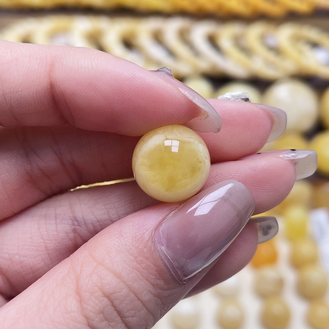 琥珀未镶嵌裸石13.4mm圆珠