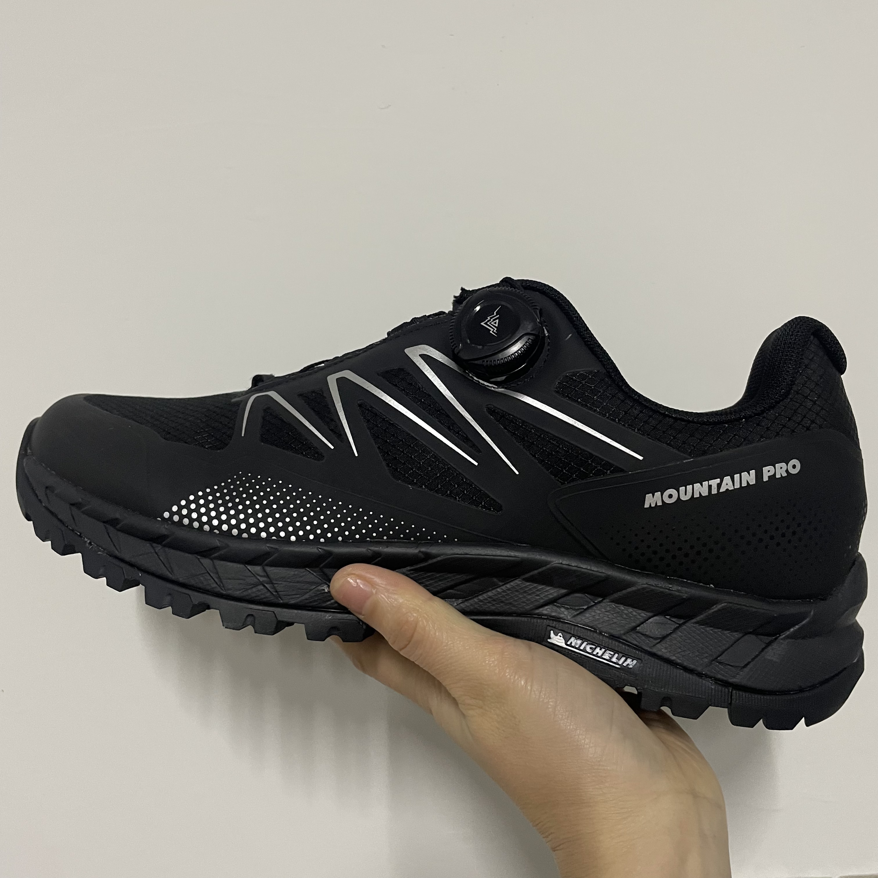 五～外贸库存尾货默认微瑕完美主义慎拍通勤慢跑户外运动跑