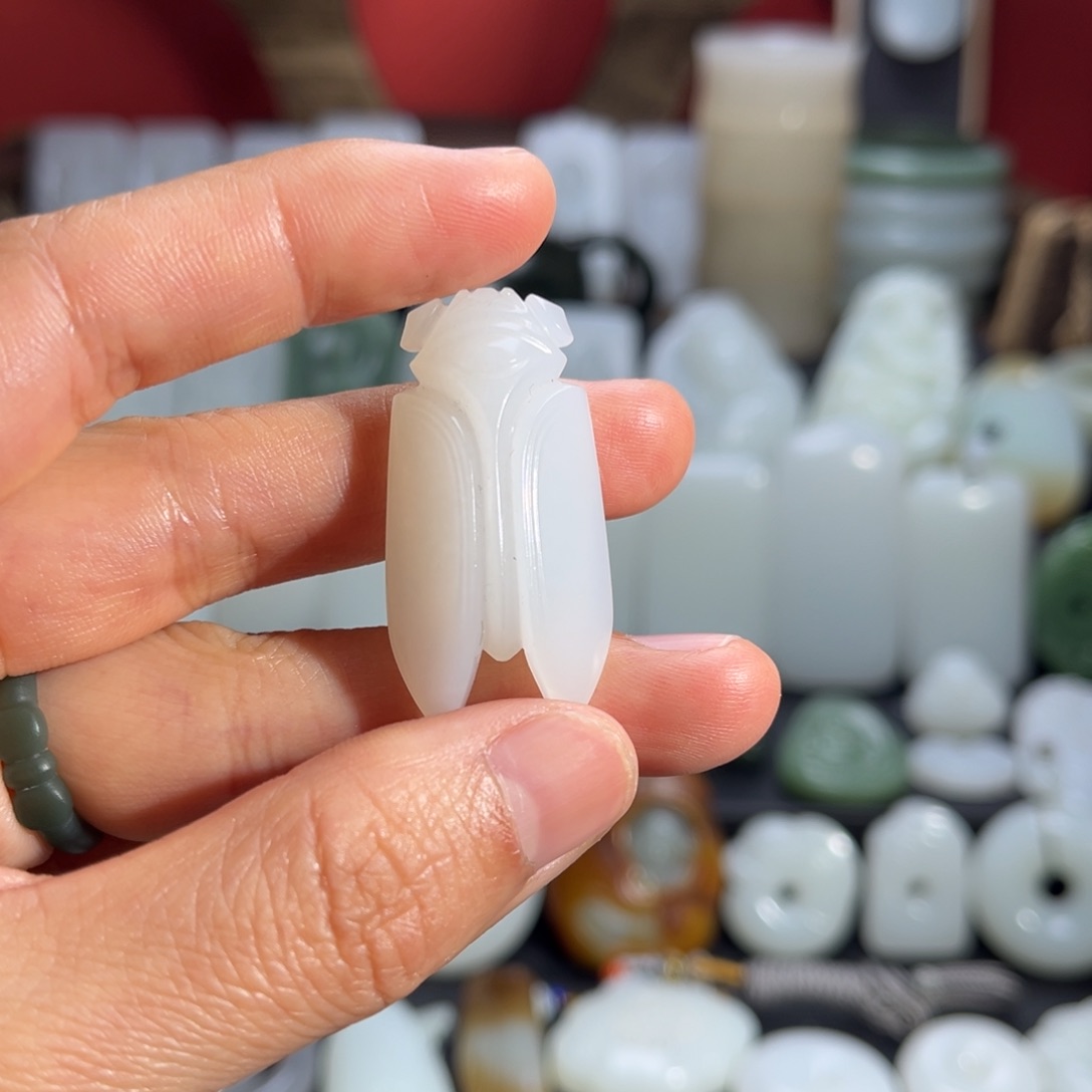 和田玉吊坠(赠链)未镶嵌