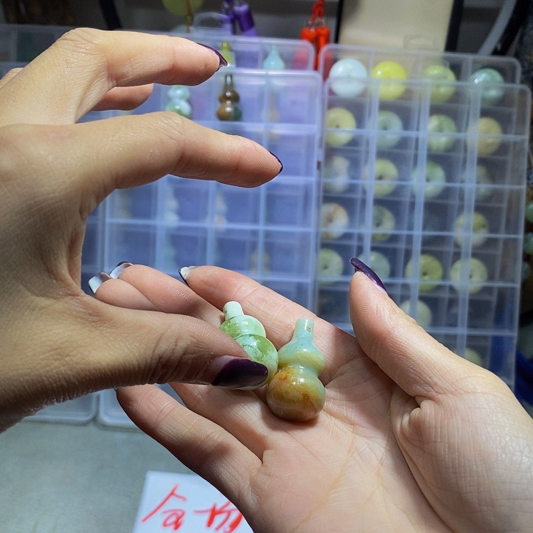 未镶嵌蛇纹石玉其他桃*252