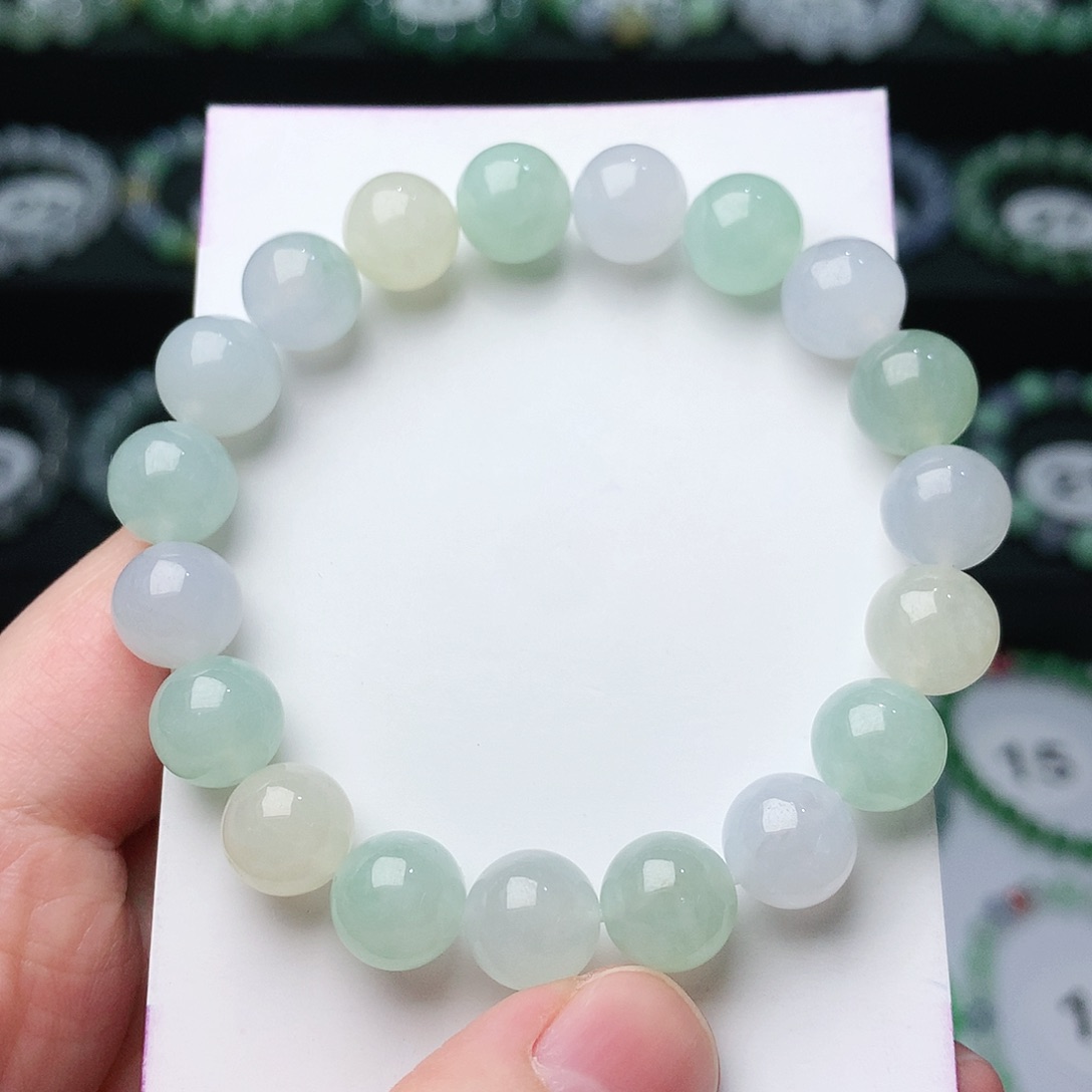 翡翠手链未镶嵌翡翠