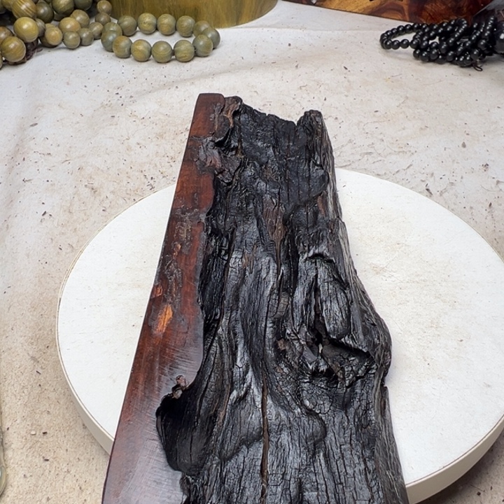 千***千木蛇纹木底座摆件