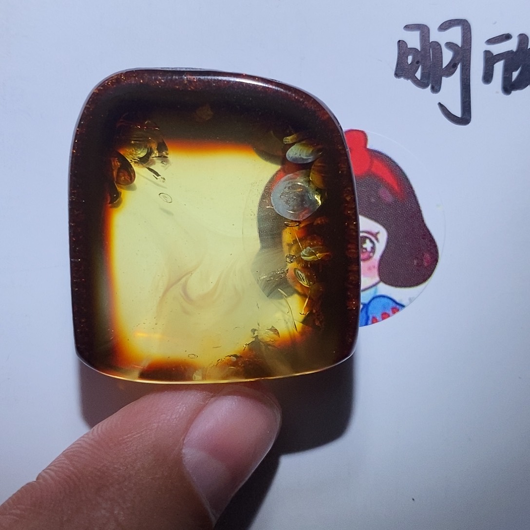 琥珀未镶嵌珠宝奇石独***女
