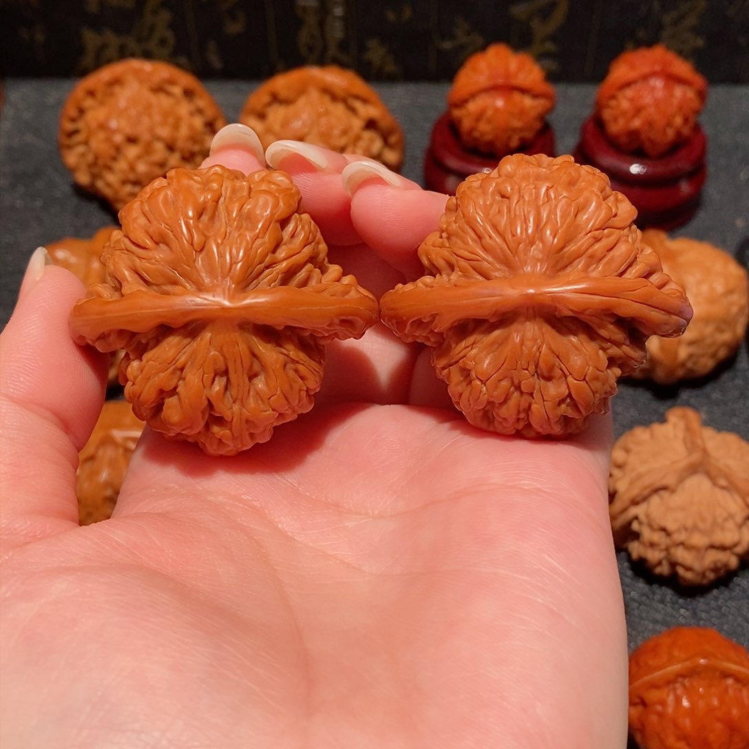 文玩核桃吊坠四座楼