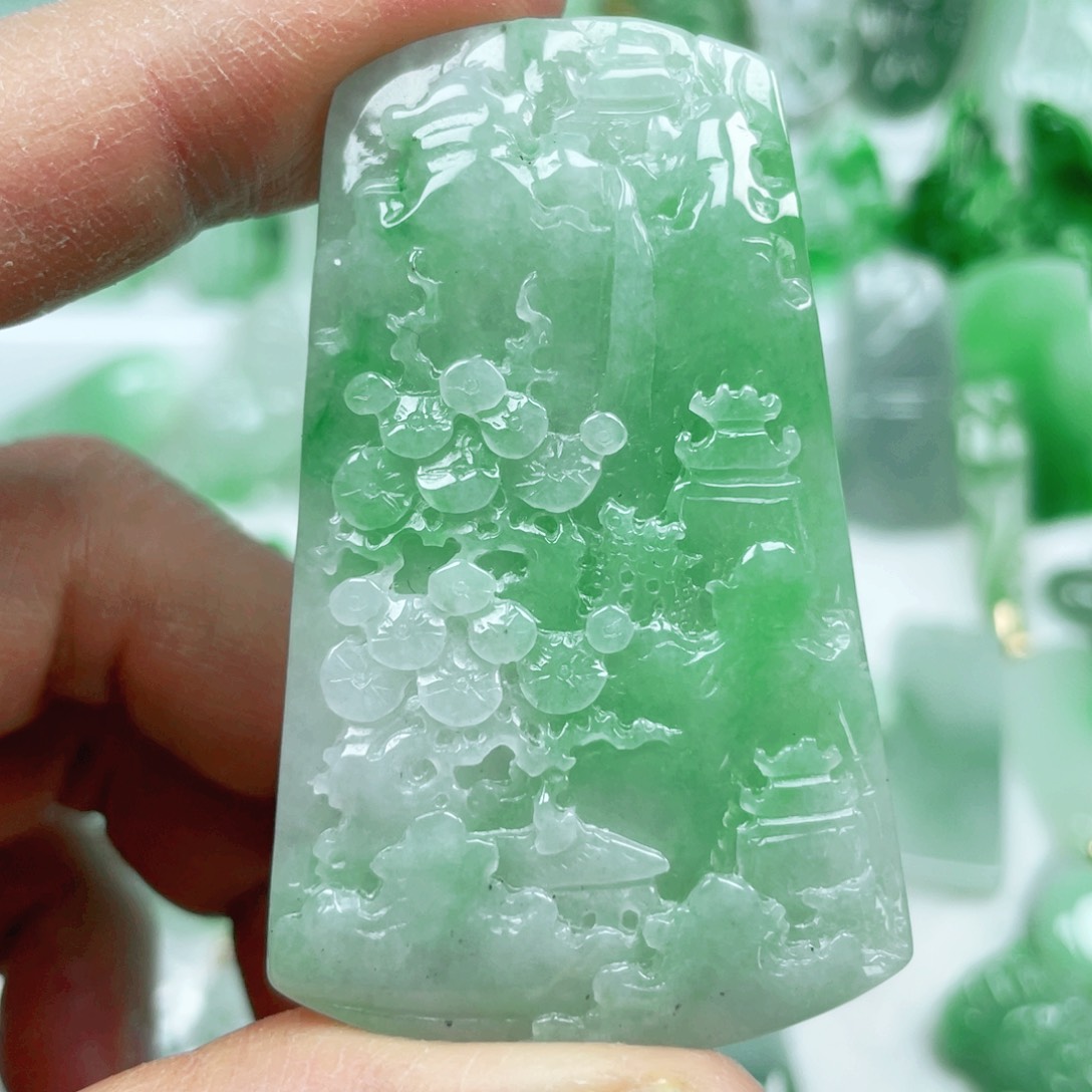 翡翠吊坠(不含链)未镶嵌