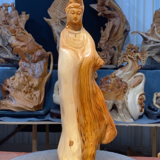 柏木（崖柏）根雕摆件