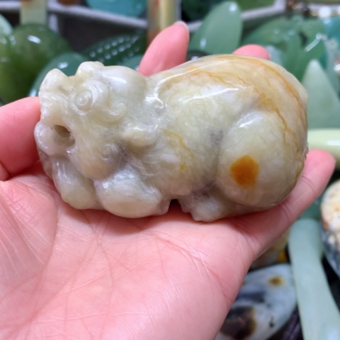 蛇纹石玉手把件未镶嵌