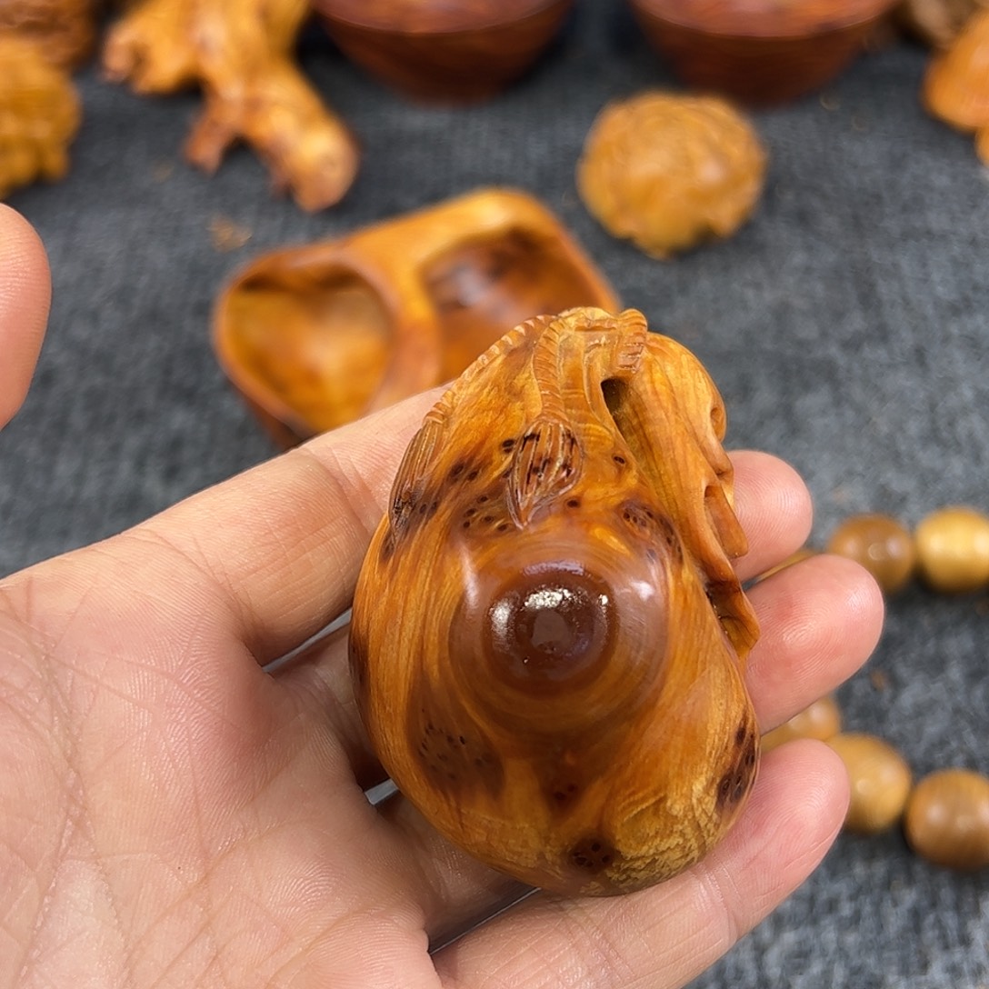 *****崖柏太行崖柏瘤花钱袋