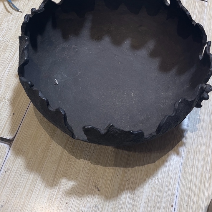 J*** 铁中古工艺品摆件