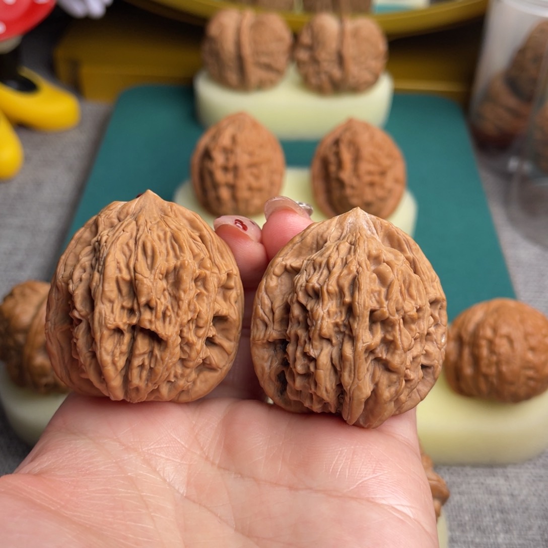 文玩核桃吊坠41虎头