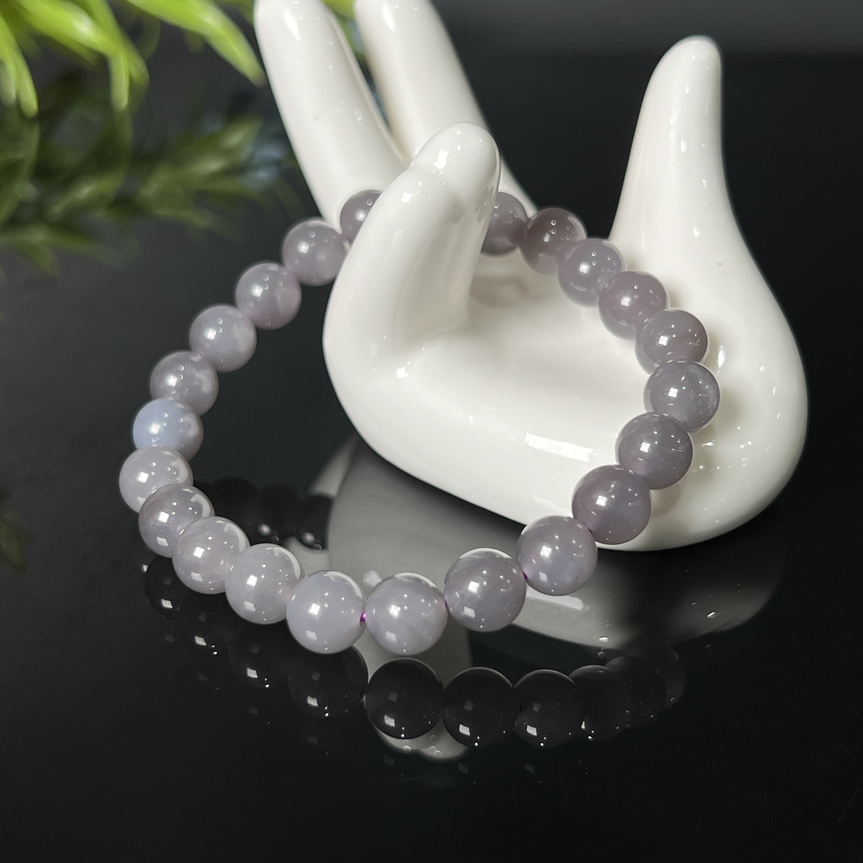 1214GC6635和田玉手串