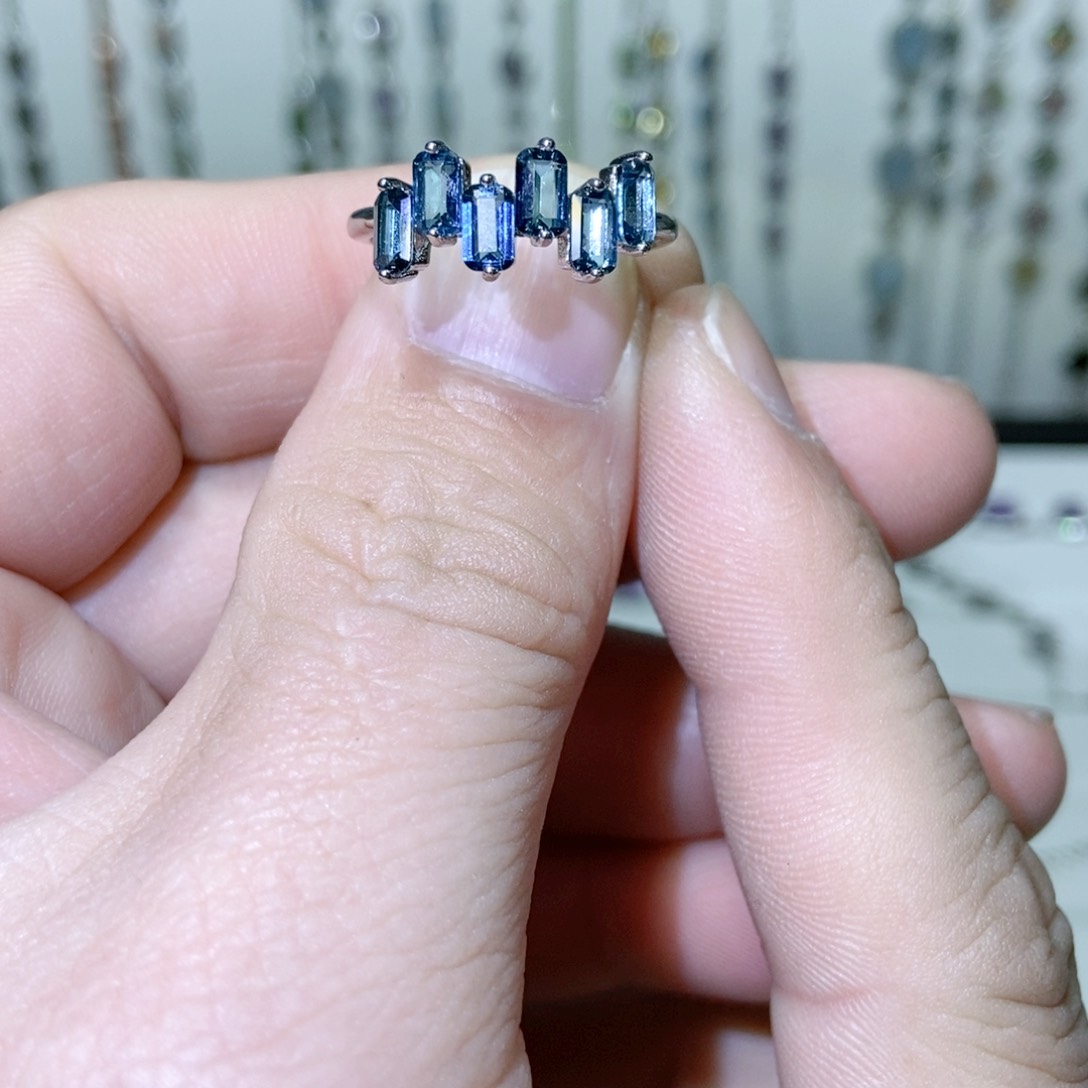 绿水晶戒指银S925镶嵌