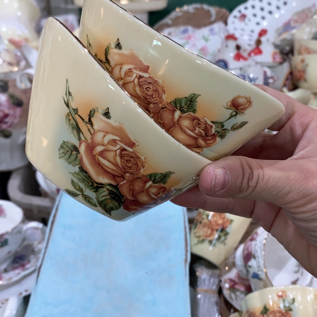 瓷2个4.5寸元宝，111111111111111