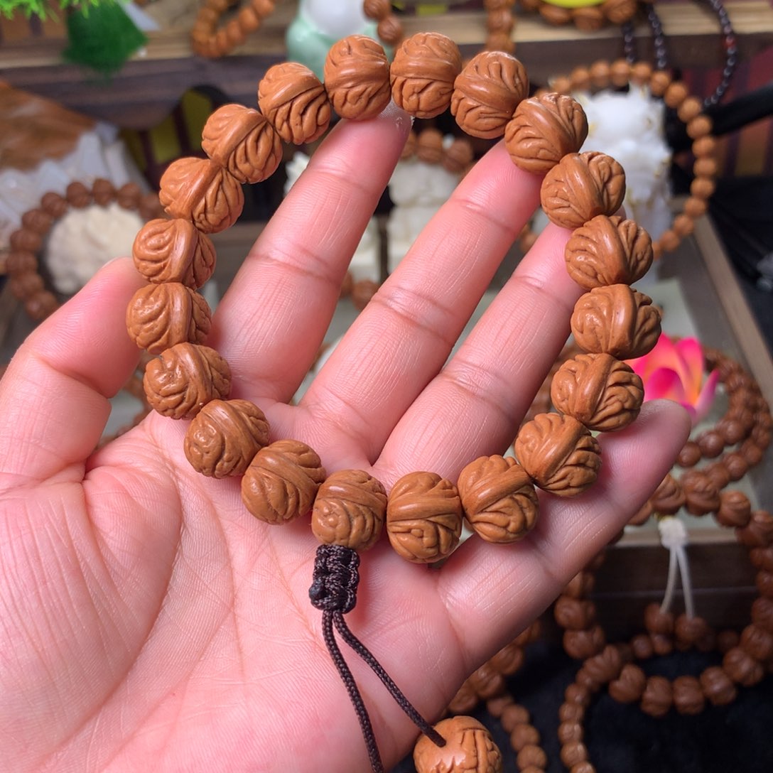 吊坠桃核盘龙爆肚16