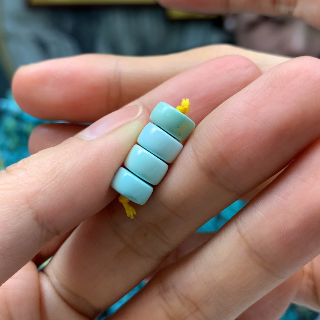 绿松石配饰未镶嵌