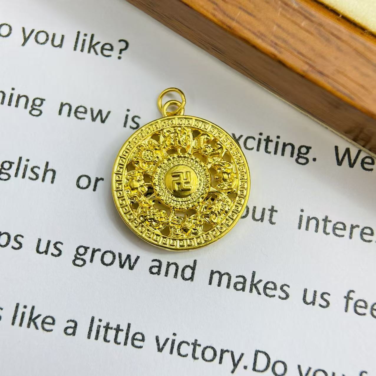 黄金首饰卡24罗盘足金999DP2830-01280