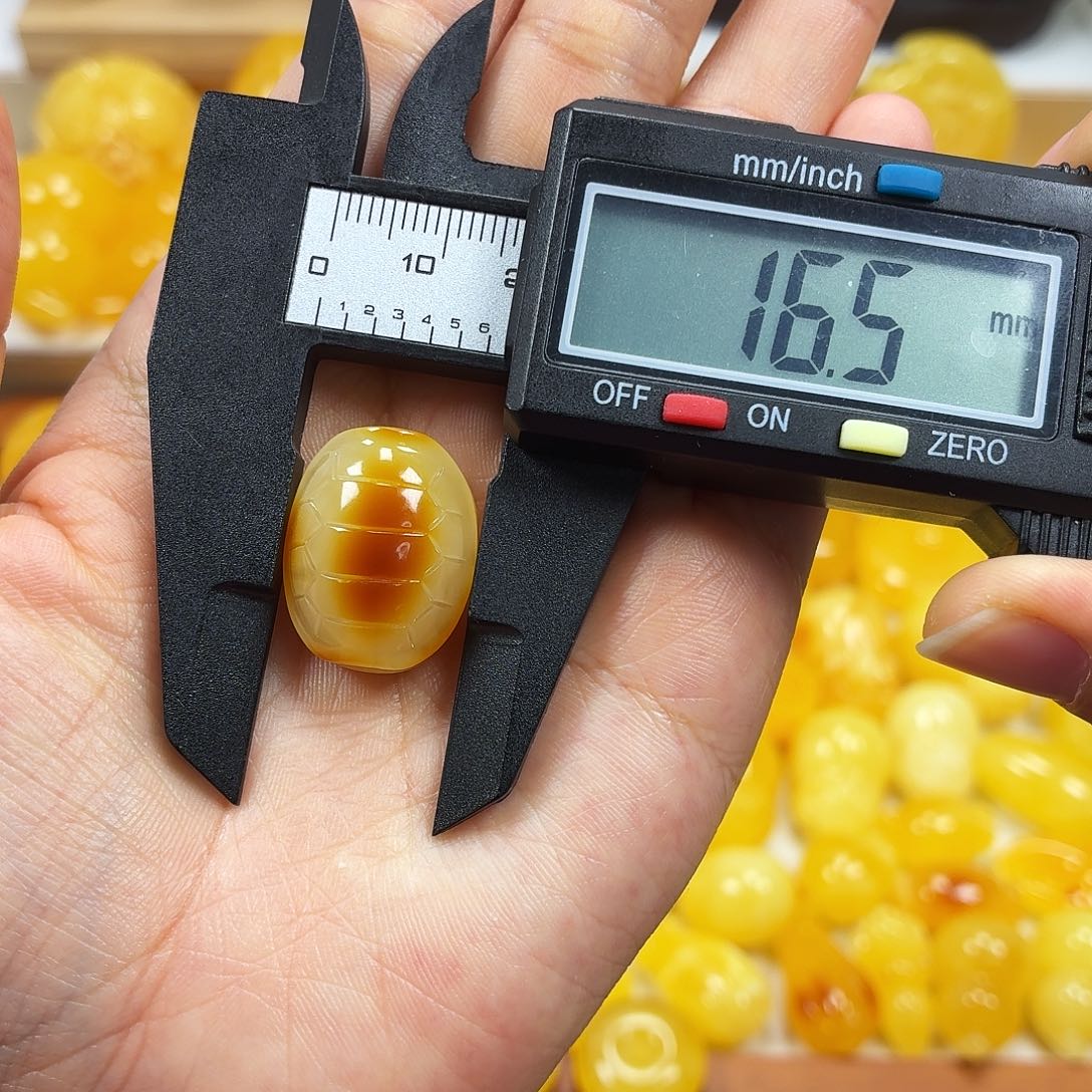 蜜蜡未镶嵌颈饰焦皮浓蜡妖花富甲打孔不退不换