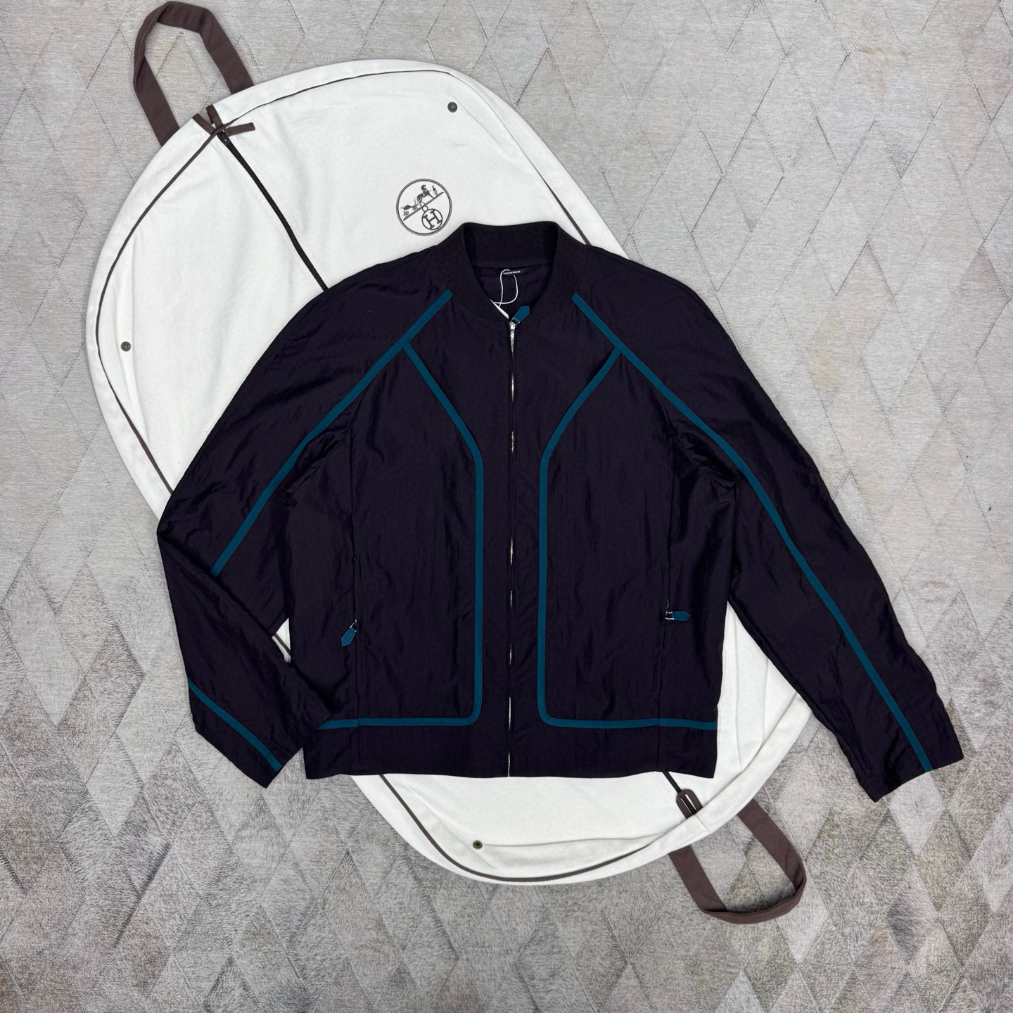 未使用 Hermes/爱马仕 135293 男款拼接冲锋衣夹克