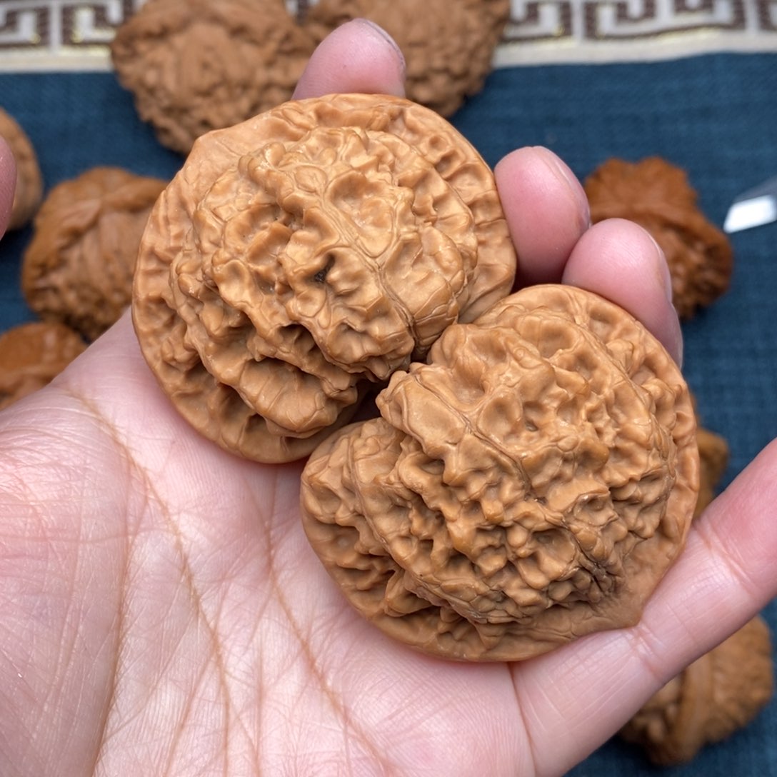 文玩核桃把件39精品麒麟纹官帽全品