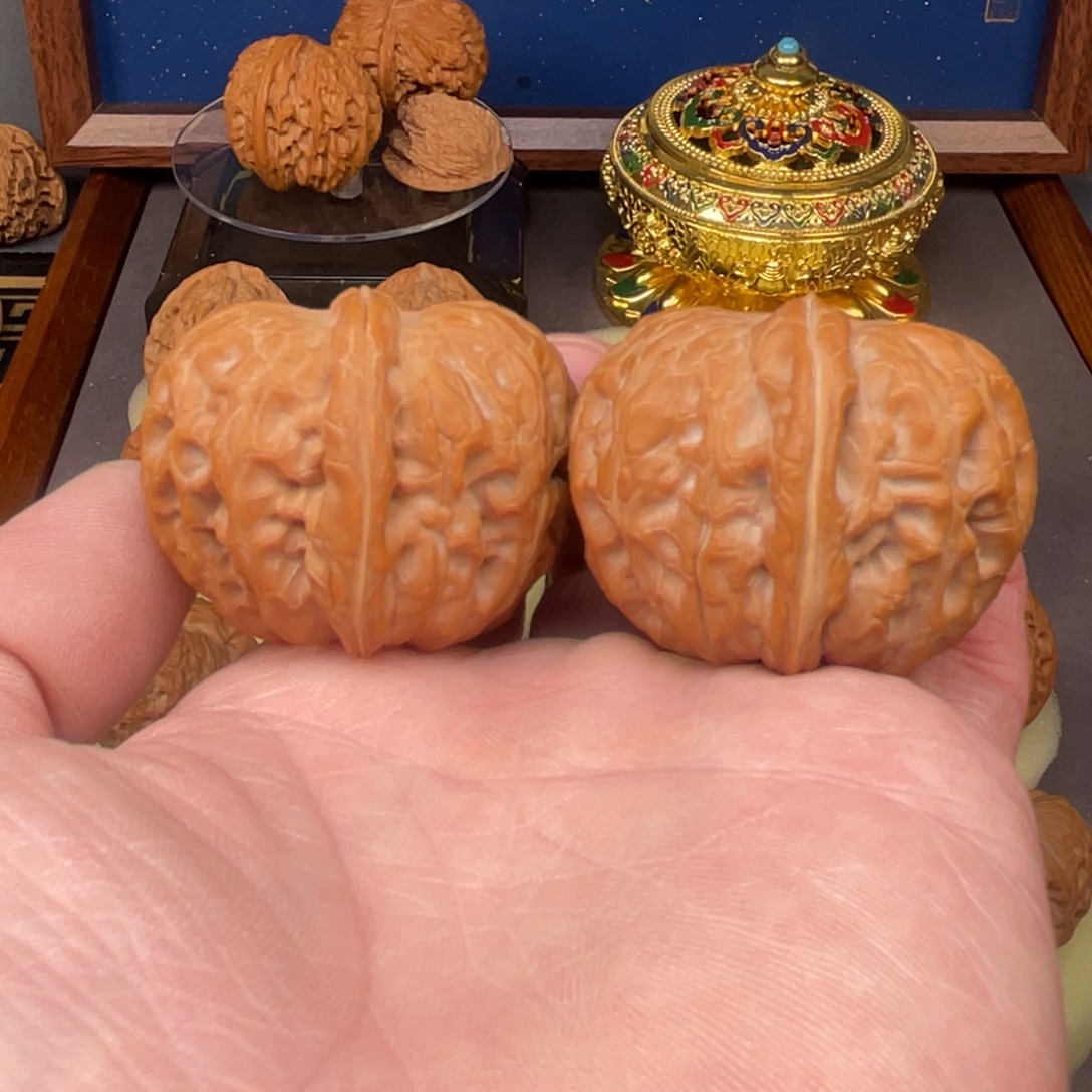 核桃把件42:全品元宝