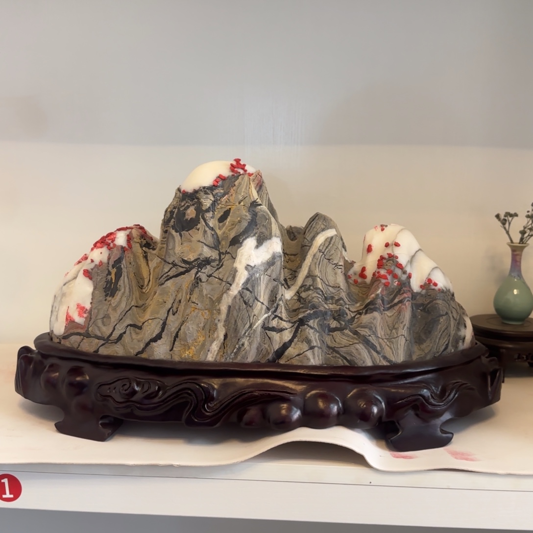 凌***》灵璧奇石白灵玉石