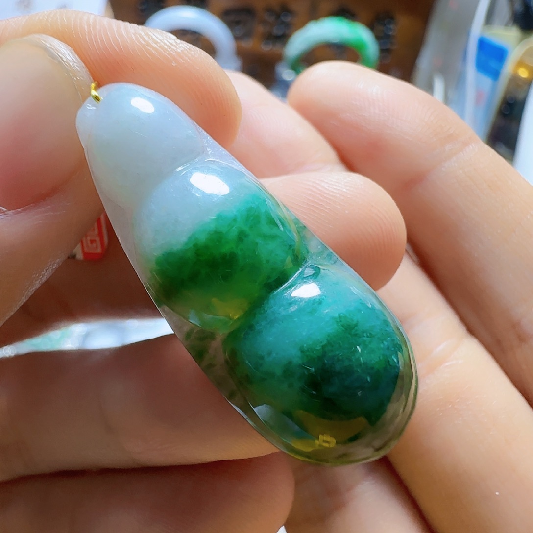 西***雨翡翠未镶嵌手镯翡翠150