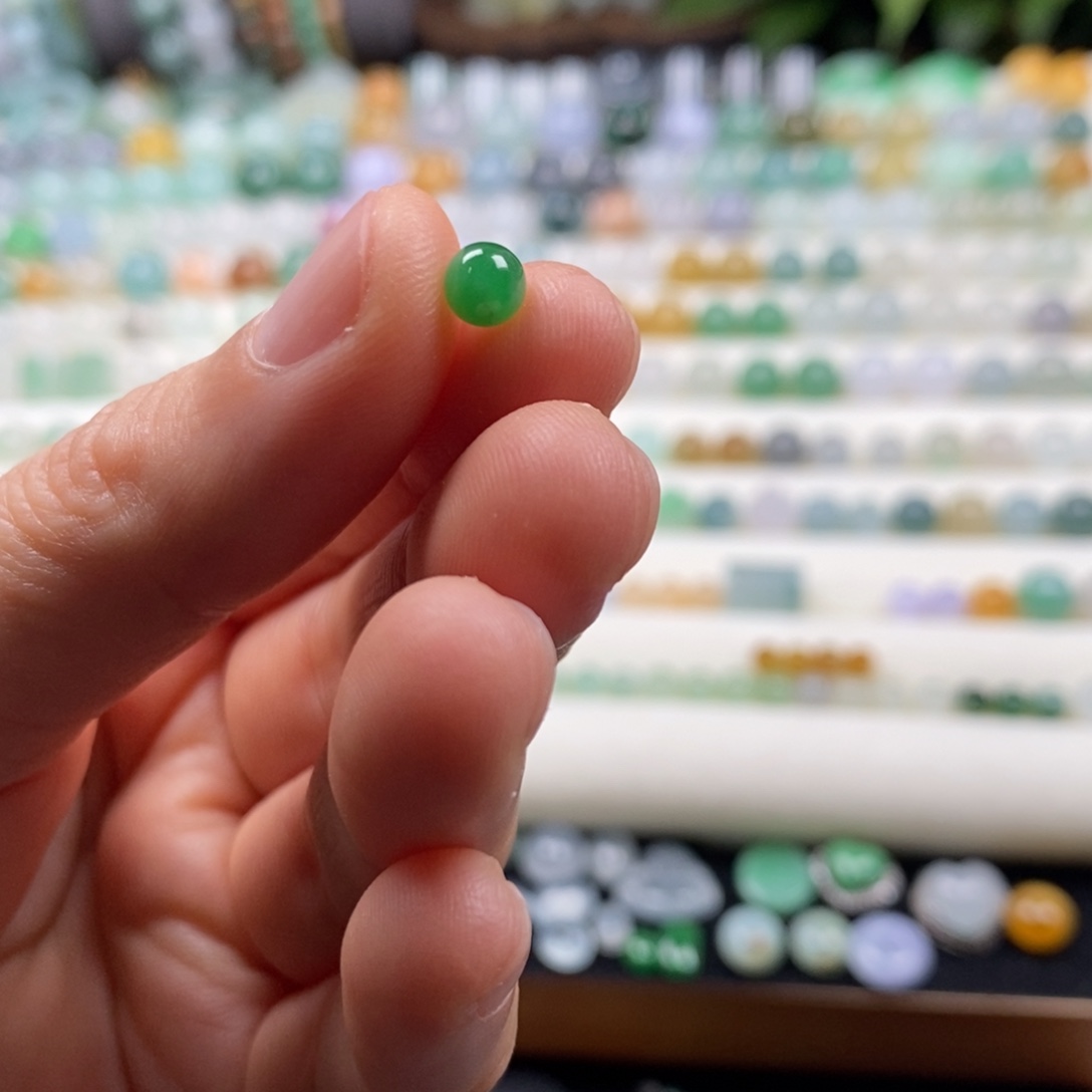 翡翠散珠卡5绿圆珠