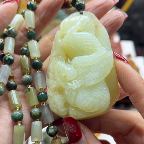 岫玉挂件未镶嵌挂件