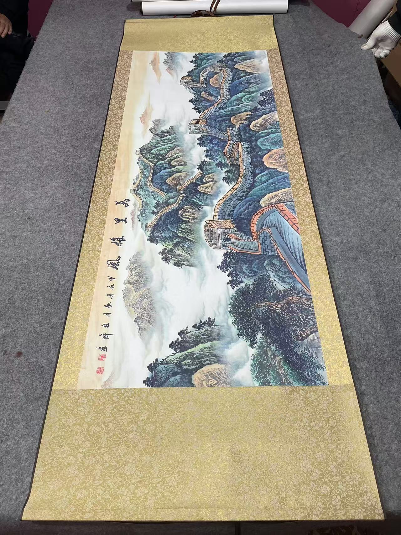 精装精裱横幅1.8米×0.6米《万里长城》国画