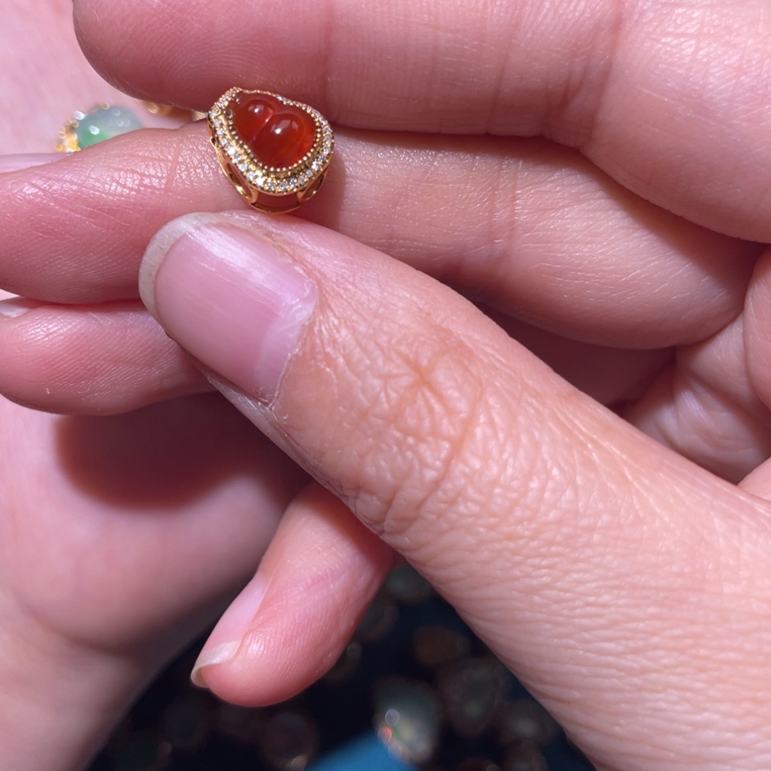 翡翠颈饰18K金镶嵌少****.