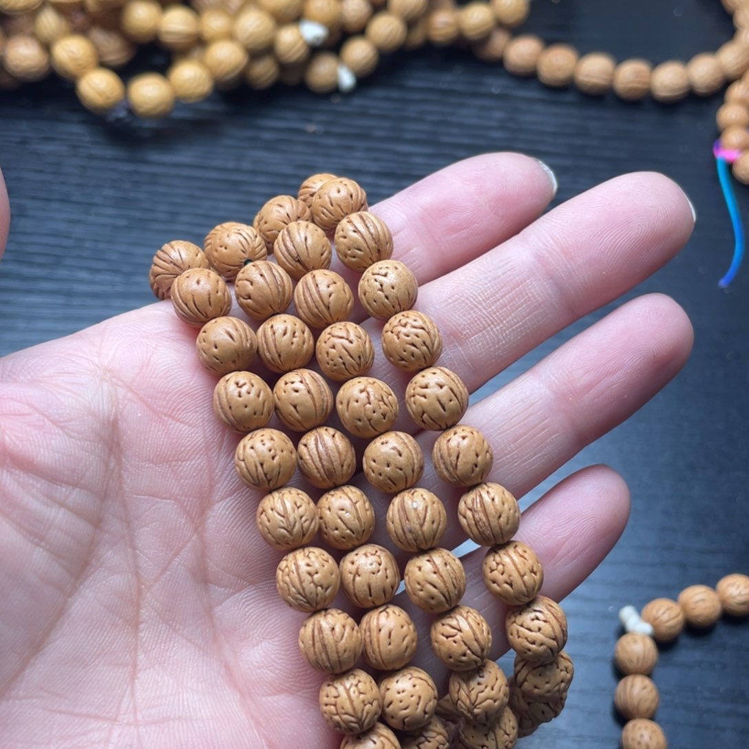 【闪购商品】L***水成品脖挂2000米