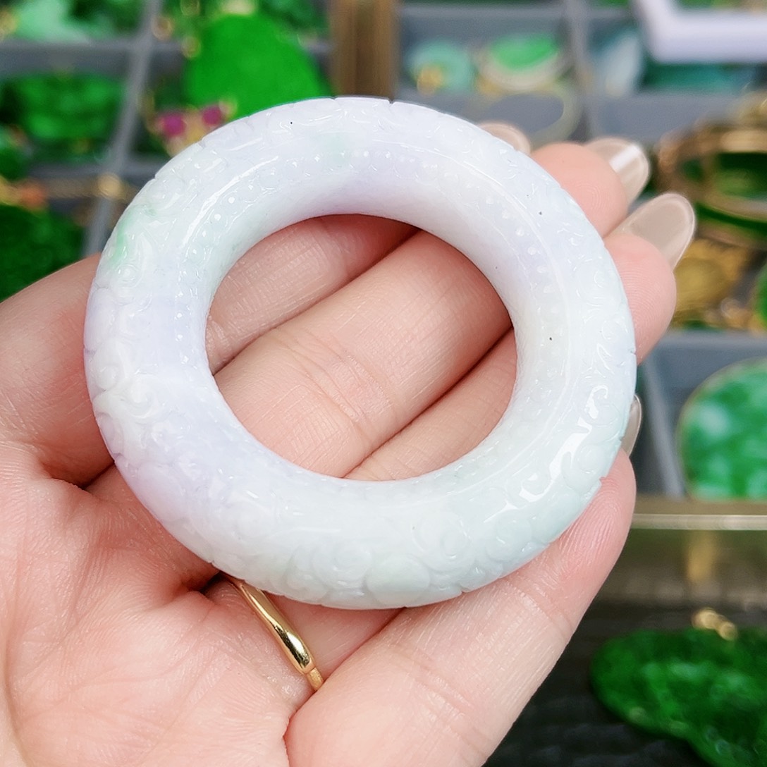 翡翠颈饰未镶嵌吊坠