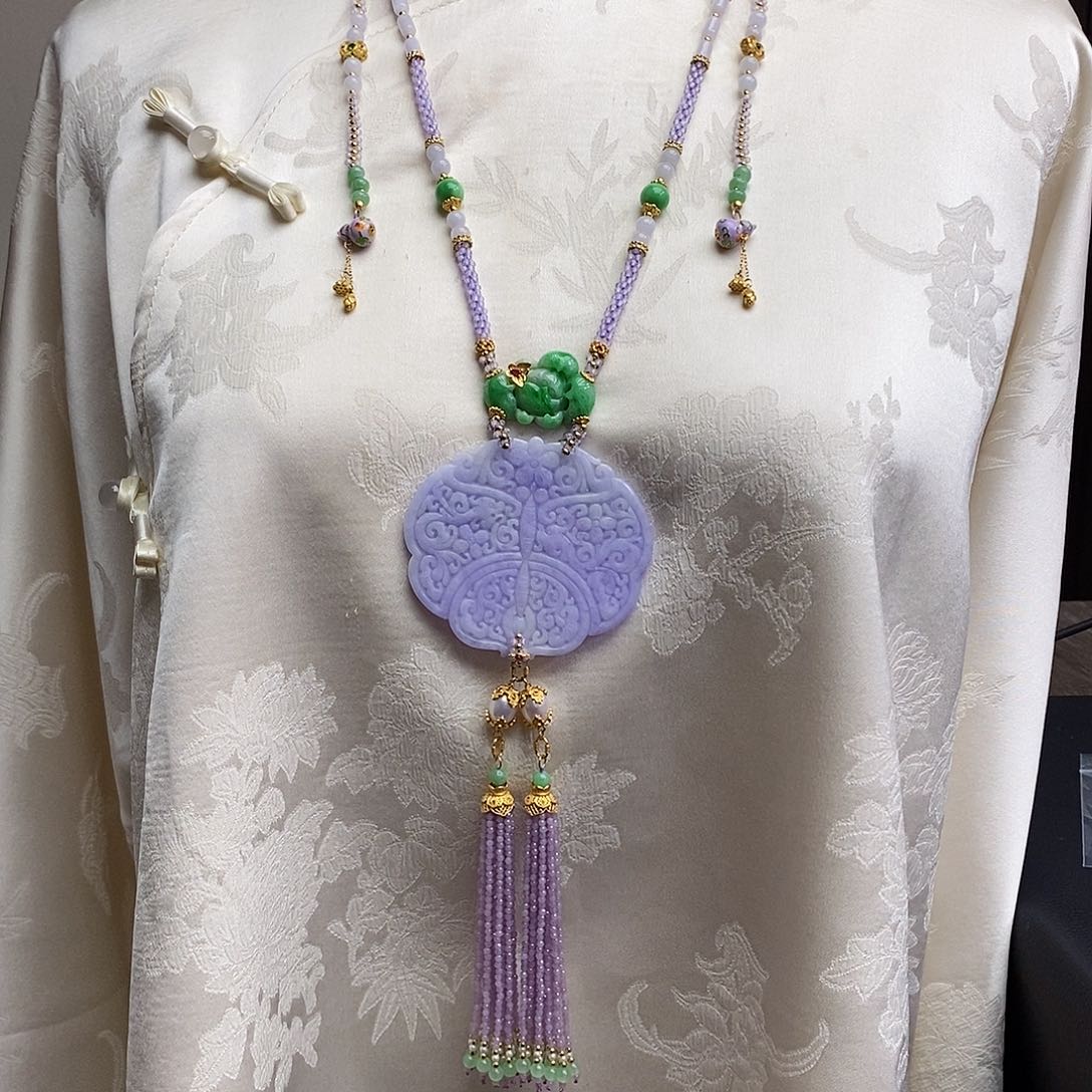 翡翠颈饰未镶嵌天然