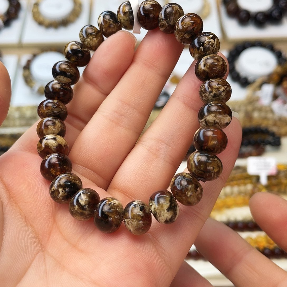 朵***拉琥珀未镶嵌裸石十90247