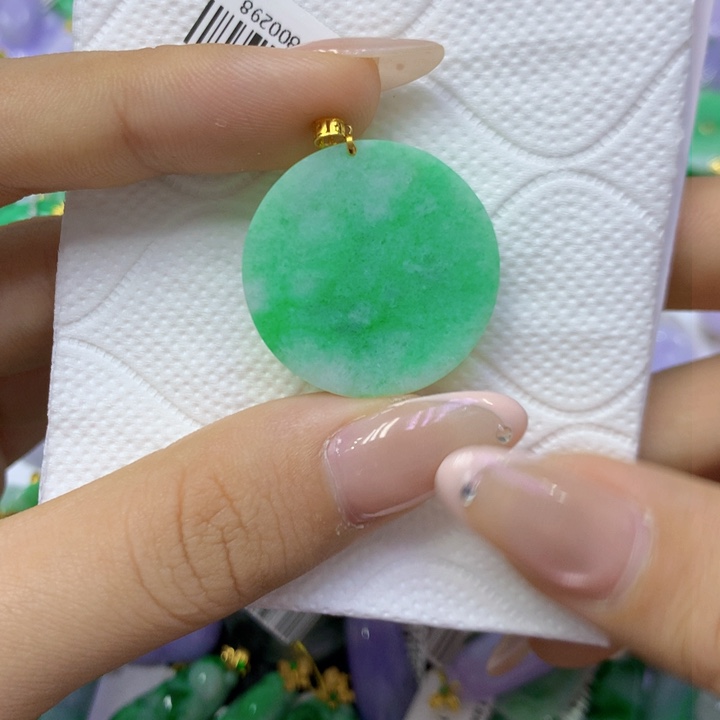 颈饰18K金镶嵌翡翠