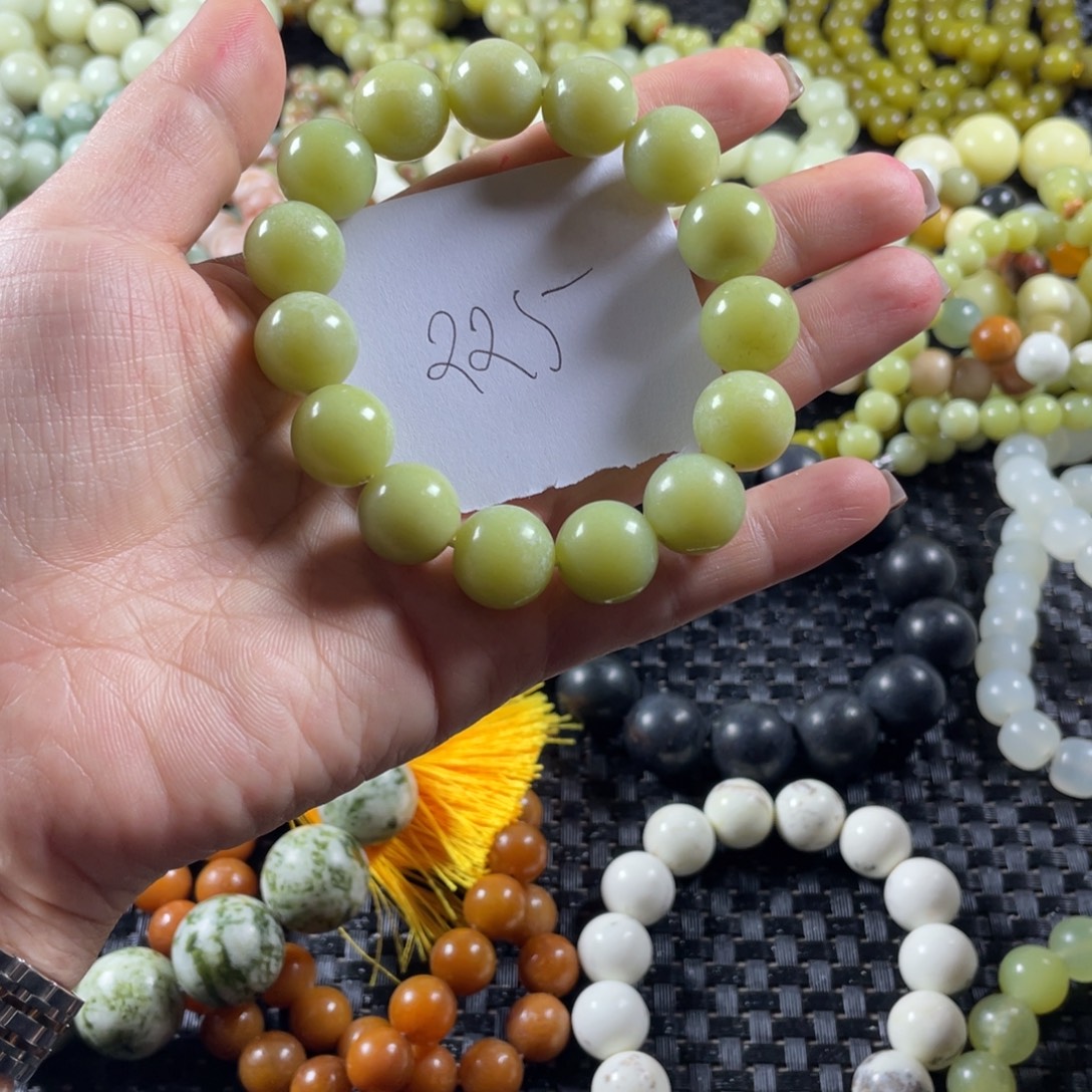 蛇纹石玉未镶嵌手链