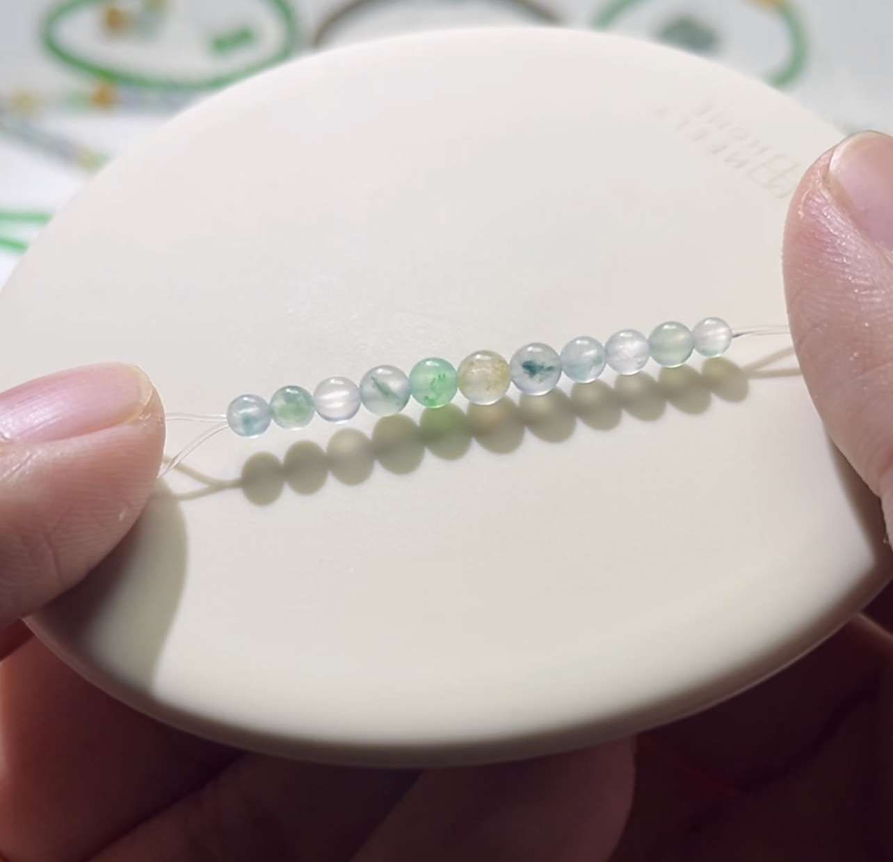天然缅甸A货翡翠，多宝散珠11颗，卡4-4.5mm