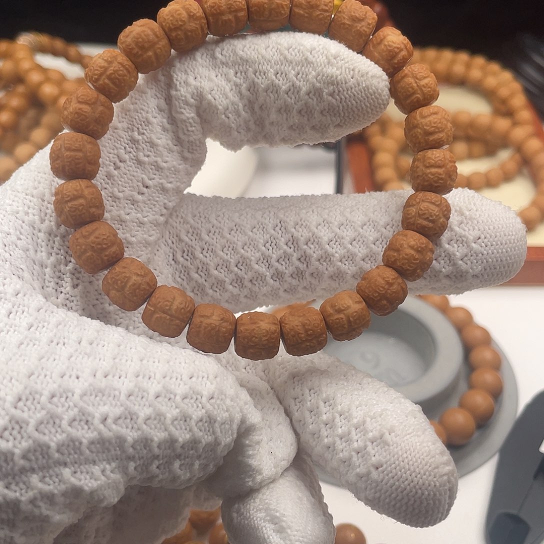 猴头核桃手串k*。战斗麒麟金银双标000000