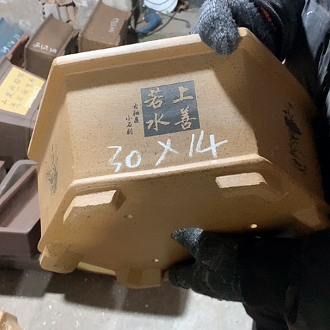 紫砂花盆手工制作