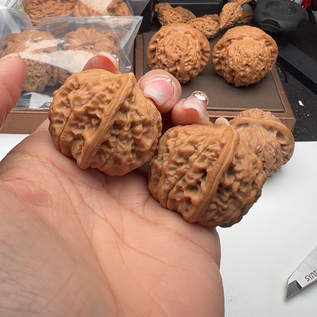 文玩核桃把件黄松峪38