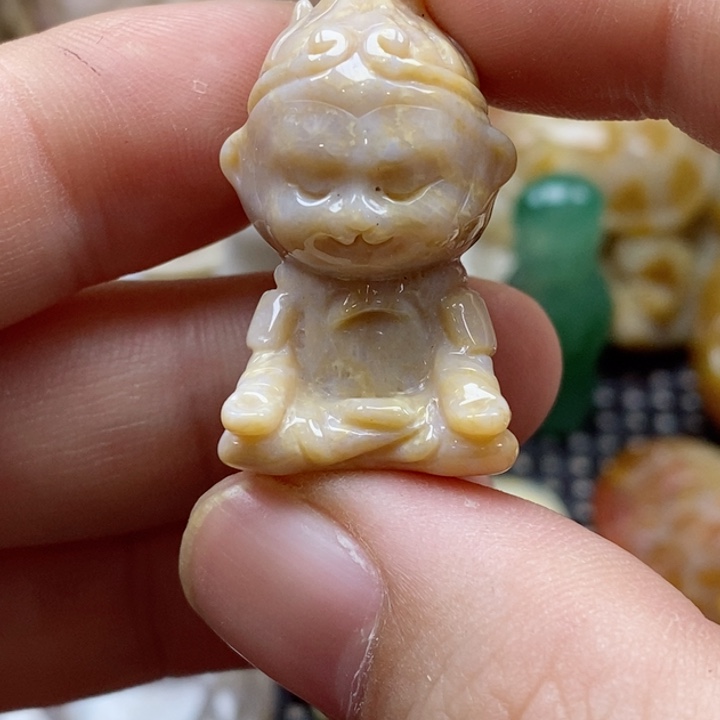 硅化珊瑚（珊瑚玉）颈饰未镶嵌