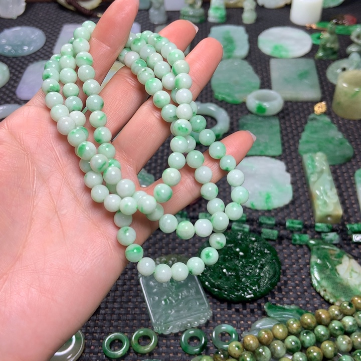 翡翠挂件未镶嵌啊*