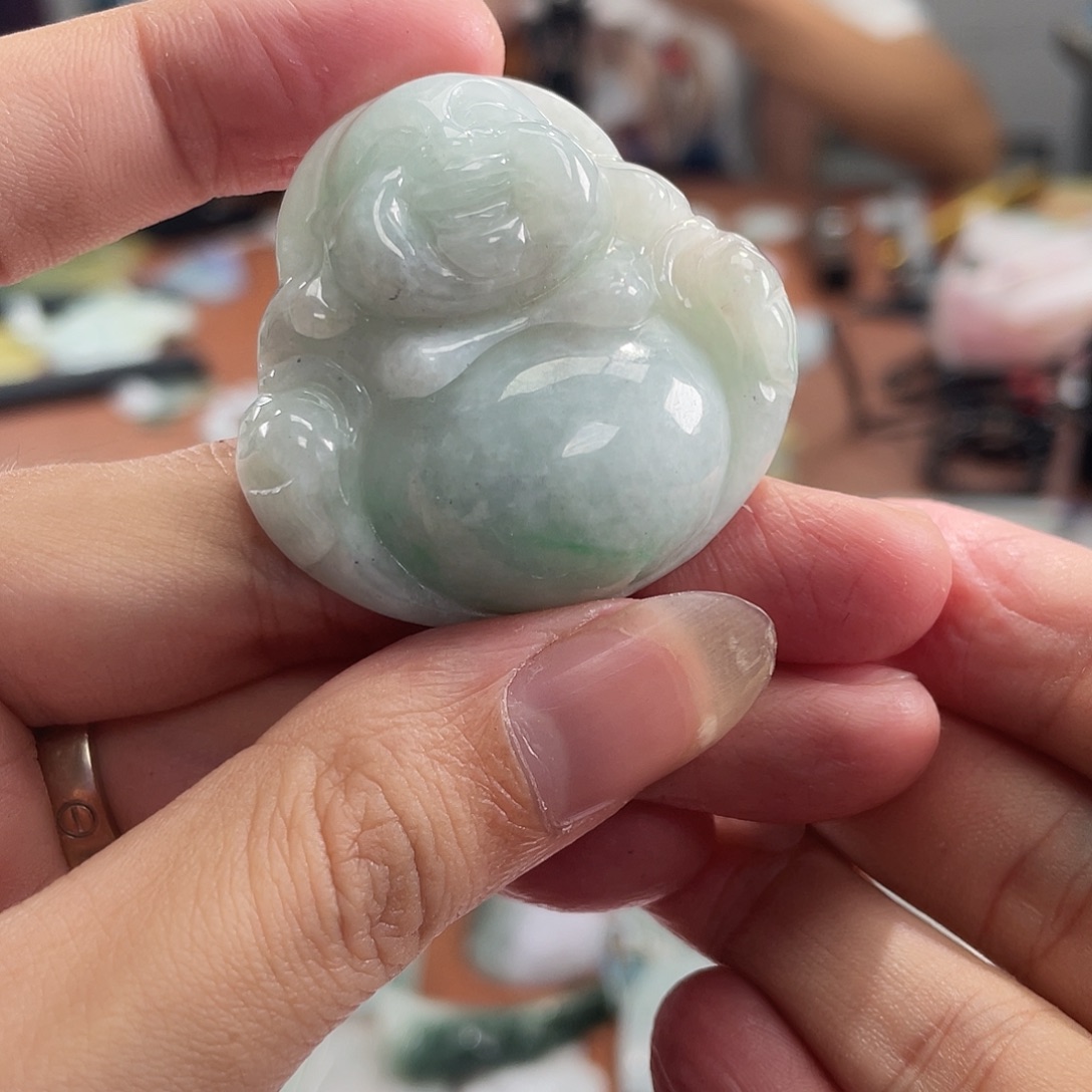 思***`翡翠未镶嵌颈饰翡翠